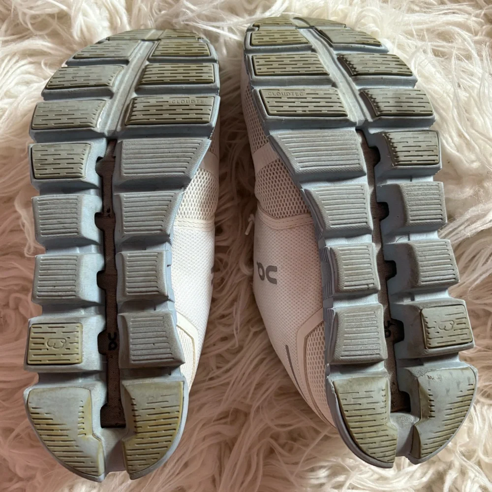 On Cloud 5 Running Shoes Women's Size 8.5 - Picture 7 of 8